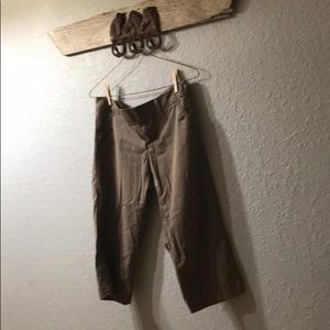 Trouser style capris